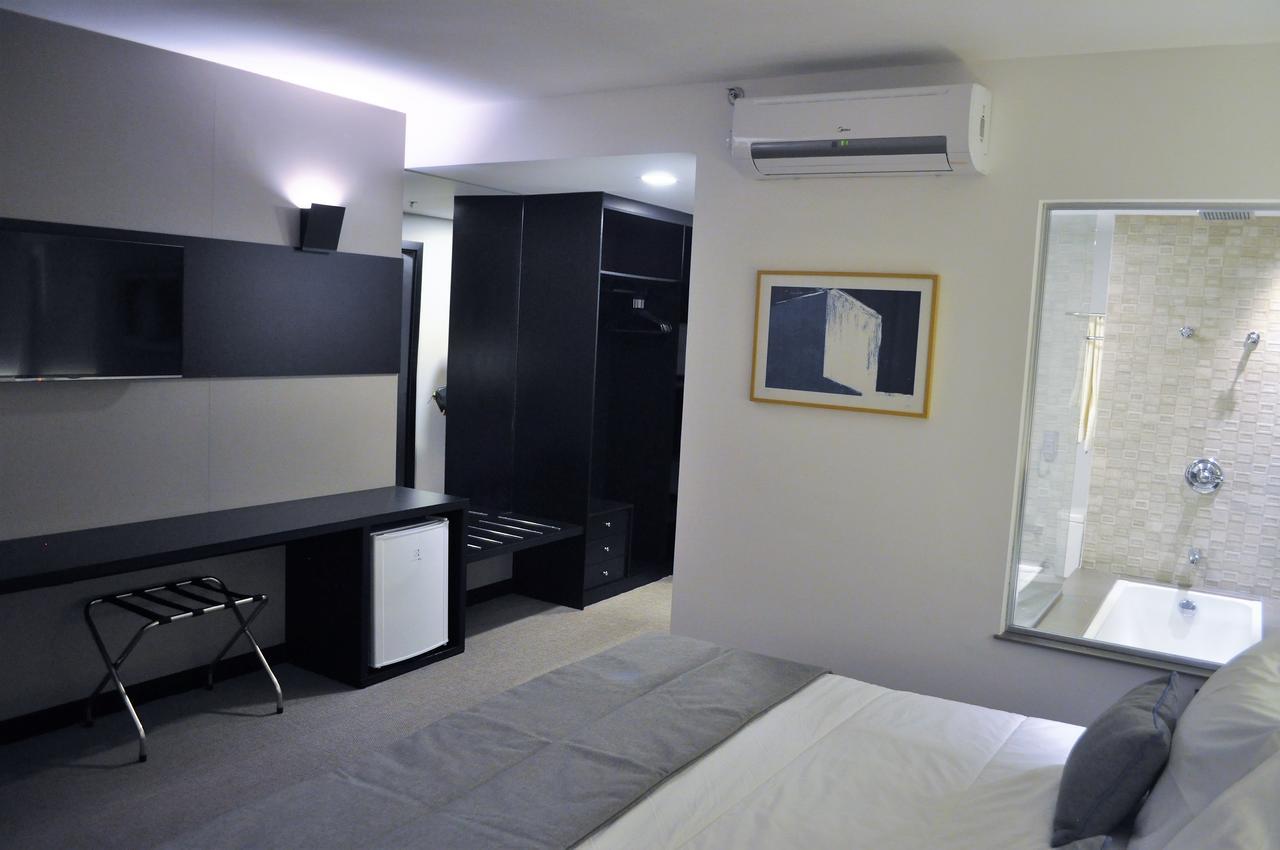 Quarto Premium com Cama King-size